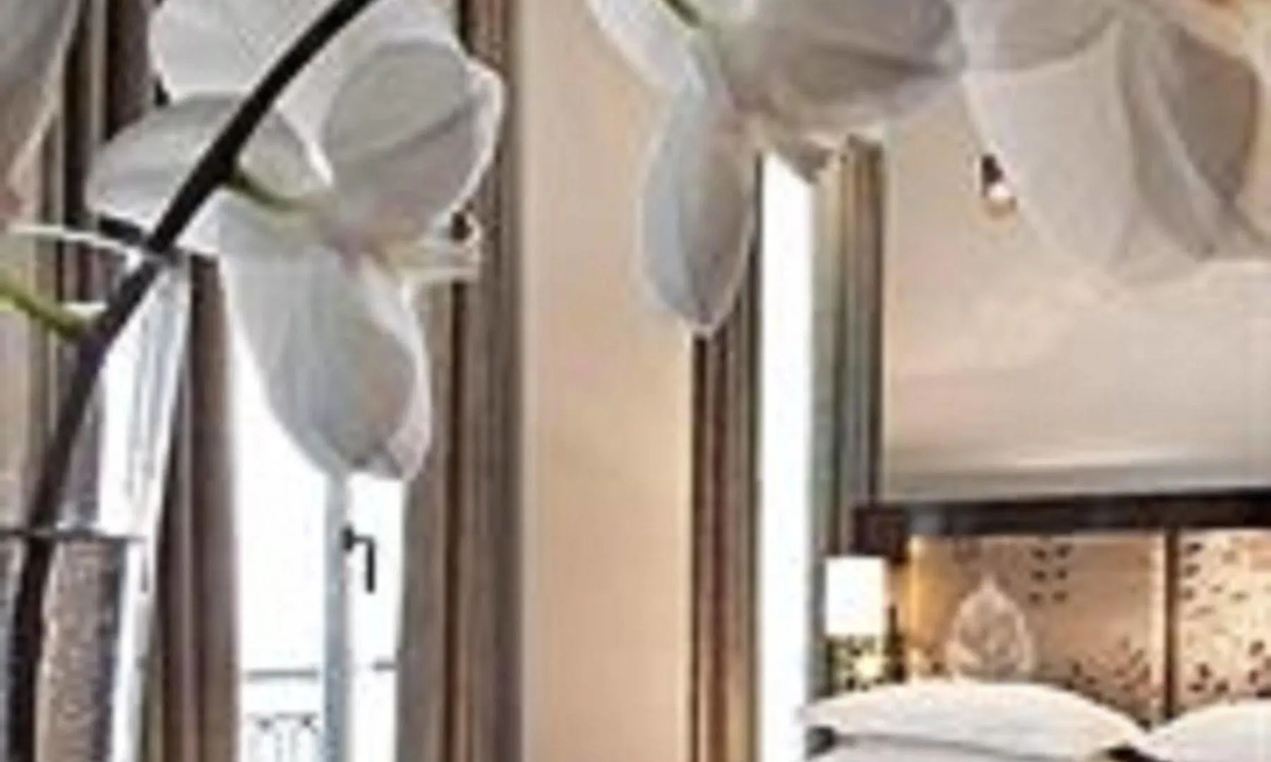 Caron 3* Paris